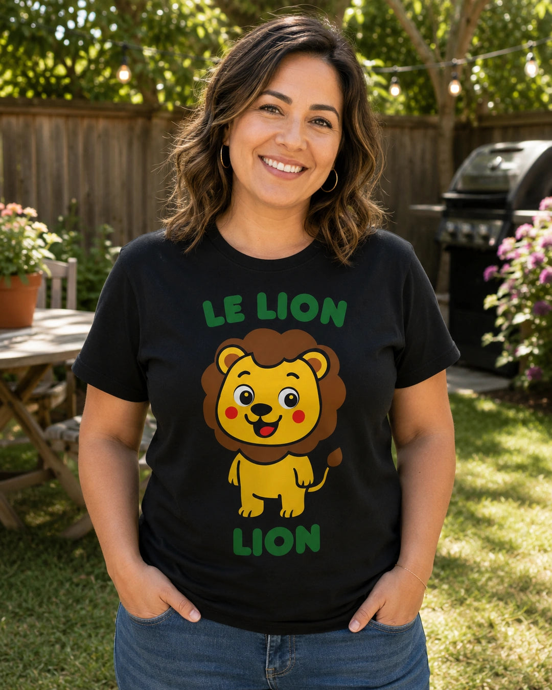 Le Lion (French) Lion - Adult unisex soft t-shirt